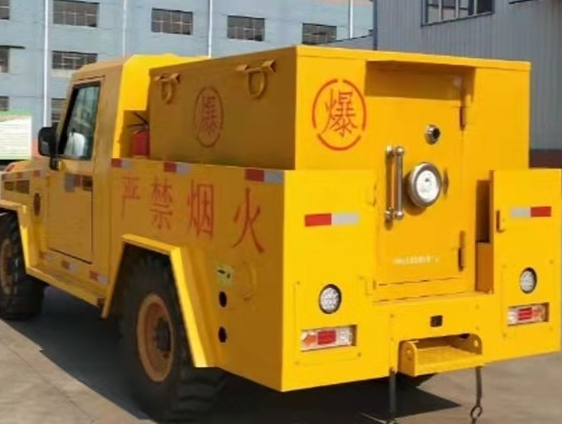 老河口凯龙爆破器材运输车：保障爆破任务的安全运行